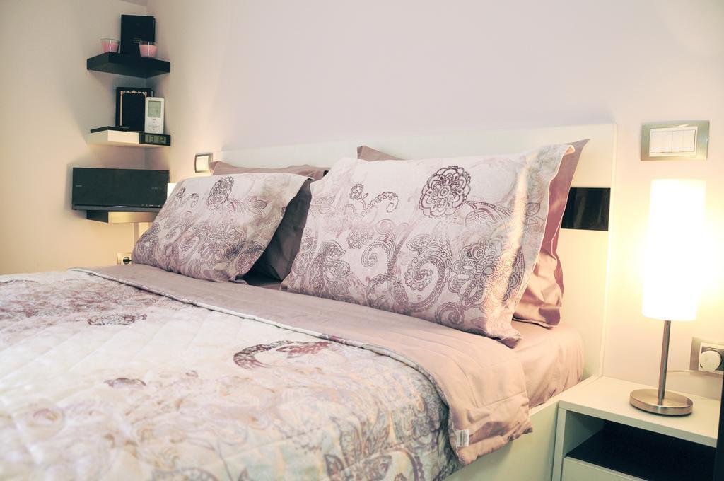 Derelli Deluxe And Derelli Adorable Apartments صوفيا الغرفة الصورة